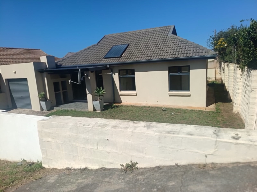 3 Bedroom Property for Sale in Kidds Beach Eastern Cape